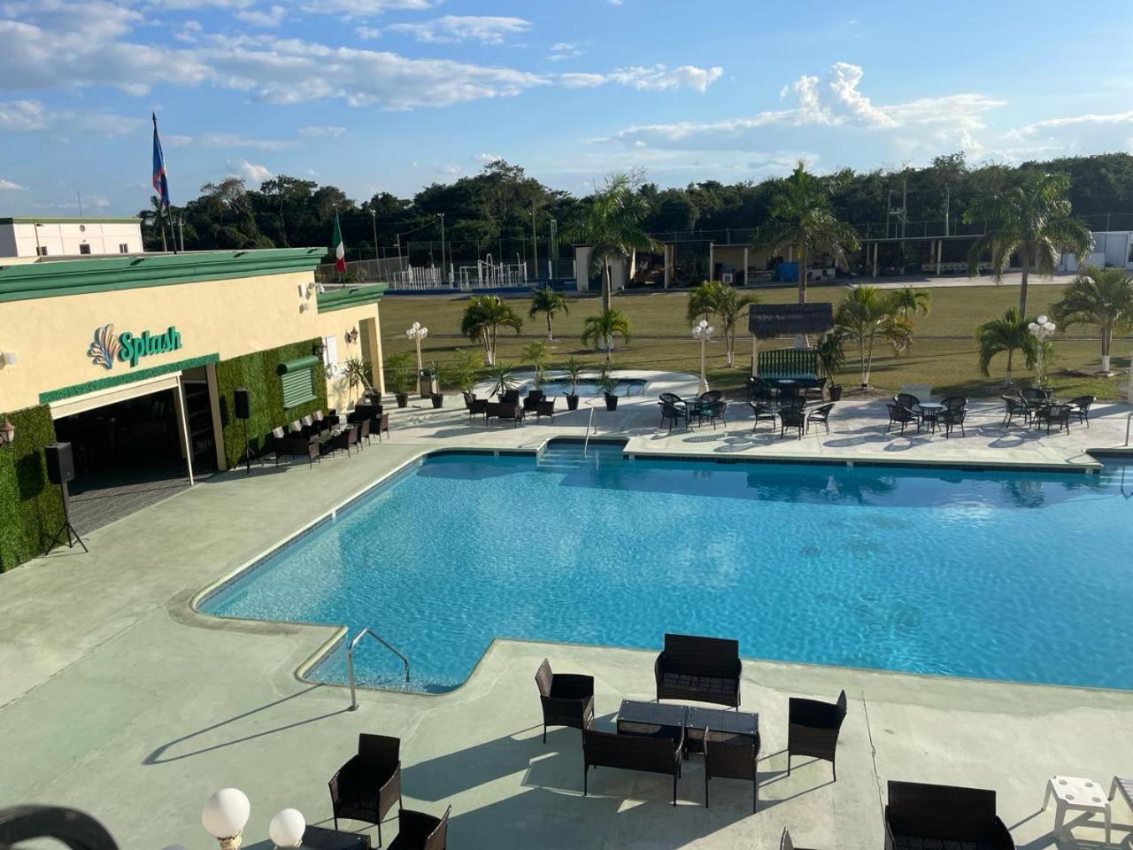 Princess Vegas Hotel & Casino Corozal Town Extérieur photo
